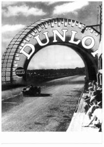 1930 - Le pneu sur l'avenue Dunlop - Copy 1930 - Le pneu sur l'avenue Dunlop - Copy
